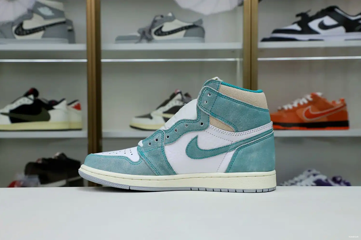 HIGH JORDAN RETRO 1 'TURBO GREEN' Kimikick OG AIR 0518